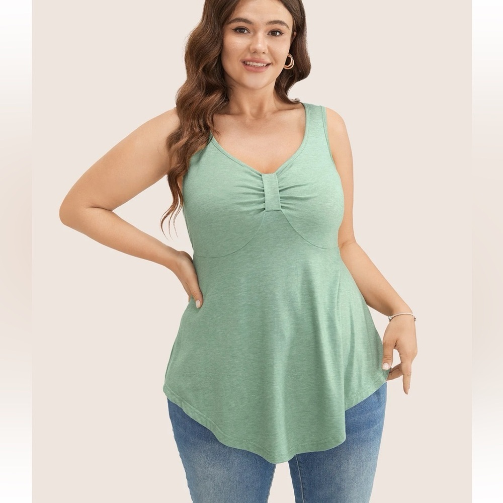 BloomChic Plus Size 4XL Solid Ruched Detail Asymmetrical Hem Tank Top us26